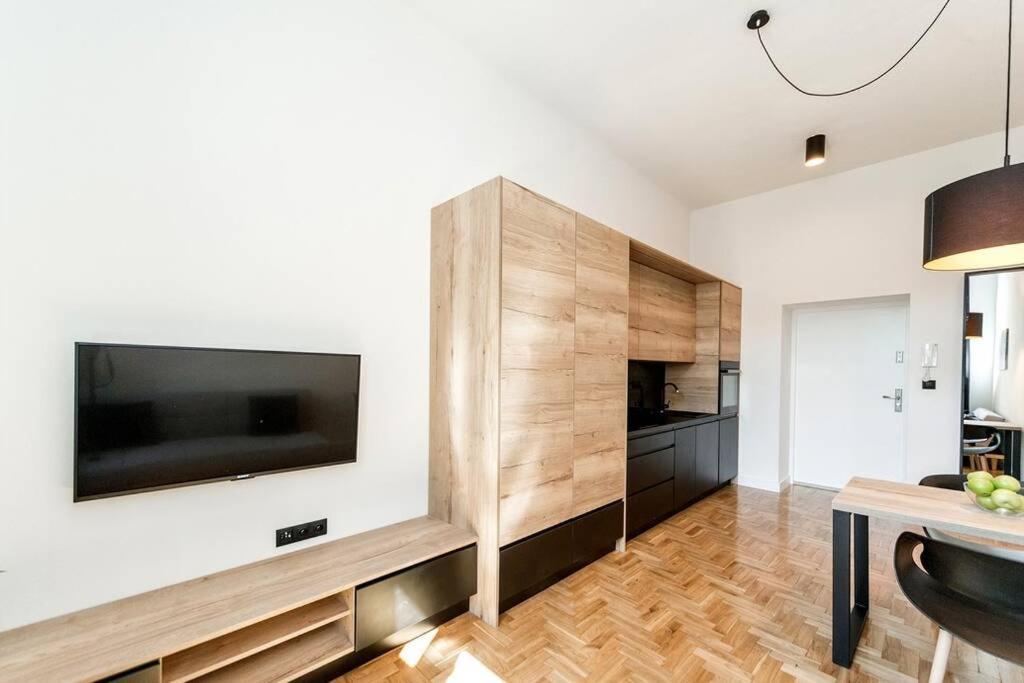 Apartament Matejki E Lägenhet Bielsko-Biała Exteriör bild